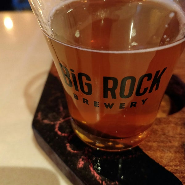 Photo taken at Liberty Commons at Big Rock Brewery by Jack P. on 4/7/2018