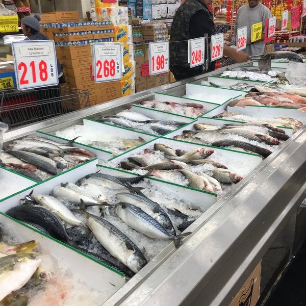 Green Farm Market Market in Gardena