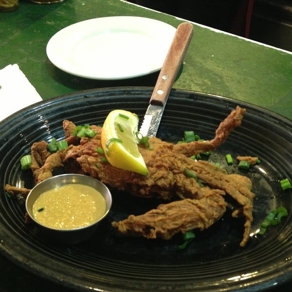 4/7/2013 tarihinde Taneshia C.ziyaretçi tarafından New Orleans Cajun Cuisine'de çekilen fotoğraf