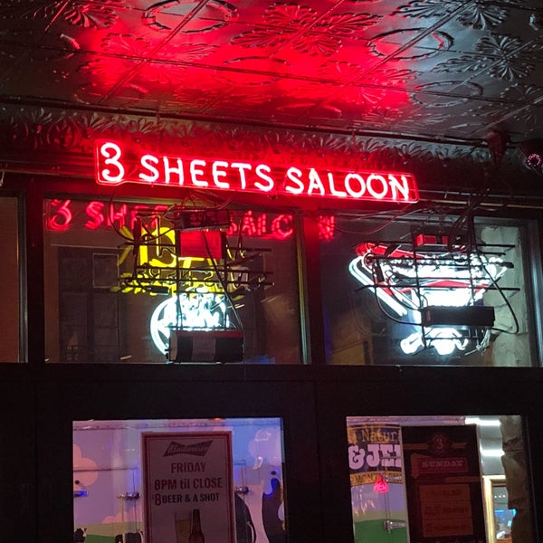 Foto tirada no(a) 3 Sheets Saloon por Ninoska C. em 5/16/2018