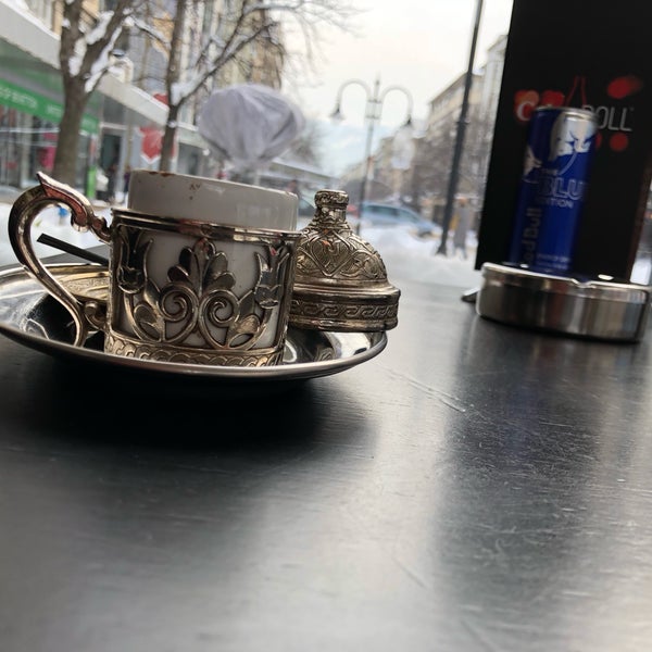 รูปภาพถ่ายที่ Café Sofia โดย Fatih Recep D. เมื่อ 2/27/2018