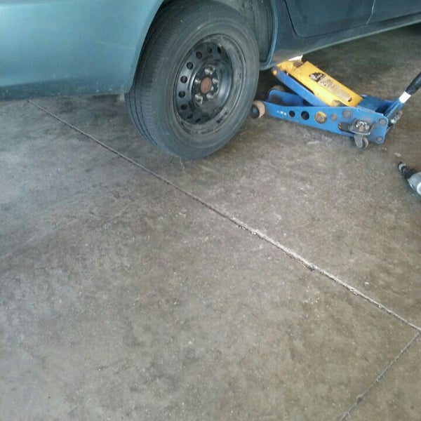 Tire Barn Automotive Shop In Fishers