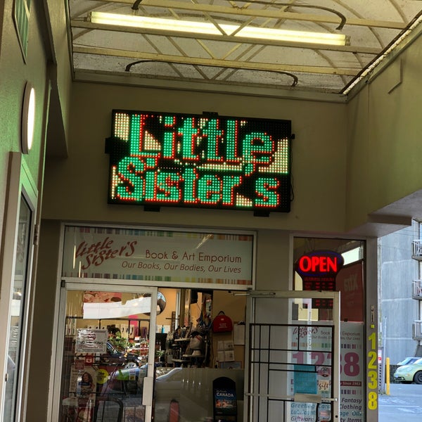 Photo taken at Little Sister&#39;s Bookstore by Kestral on 4/23/2018