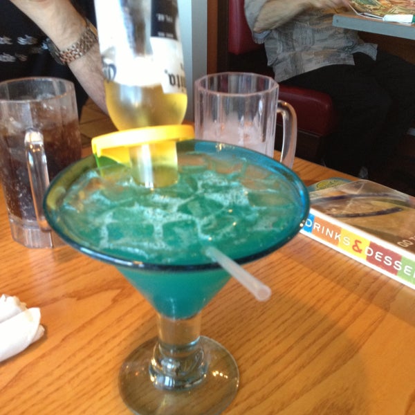 Photo taken at Chili&#39;s Grill &amp; Bar by Eryn W. on 4/22/2013