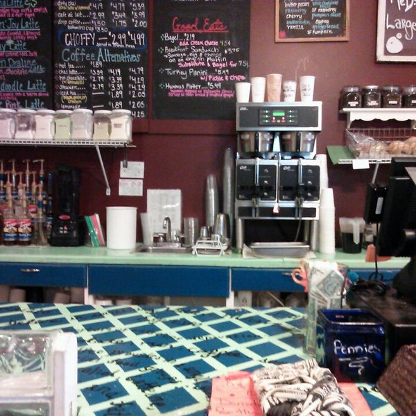 Photo taken at Sweet Marlays&#39; Coffee by Mel Z. on 3/23/2013