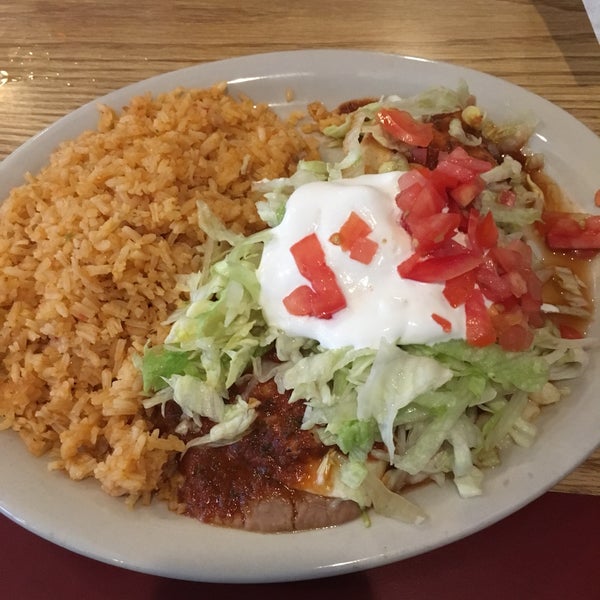 6/25/2017에 Jean M.님이 Corona Mexican Restaurant에서 찍은 사진