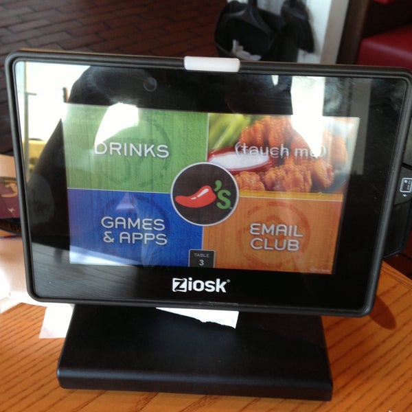 Photo taken at Chili&#39;s Grill &amp; Bar by Kristine H. on 5/14/2013