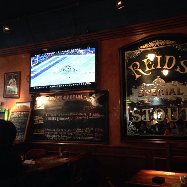 2/2/2014 tarihinde Justin S.ziyaretçi tarafından Legends Sports Bar &amp; Grill'de çekilen fotoğraf