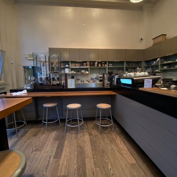 Photo taken at Blue Bottle Coffee by Brian M. on 1/27/2020