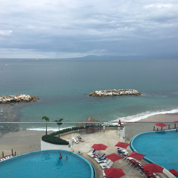 Photo taken at Hilton Vallarta Riviera All-Inclusive Resort by Ivonne B. on 12/8/2017