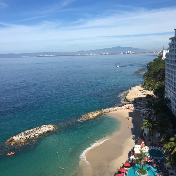Photo taken at Hilton Vallarta Riviera All-Inclusive Resort by Ivonne B. on 1/10/2019