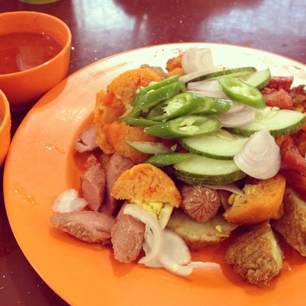 Siraj Famous Waterloo Street Indian Rojak Heritage District 0 tips