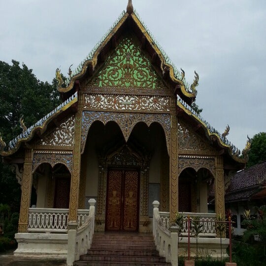 Photo taken at Wat Phra That Sadet by Balee L. on 10/1/2013