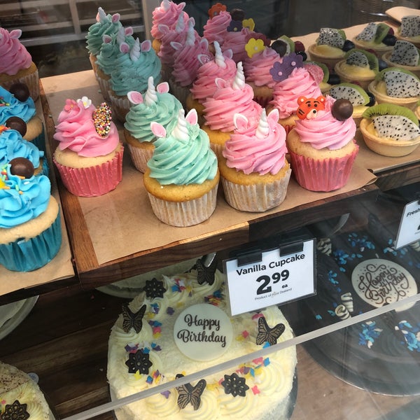 New world sales cakes