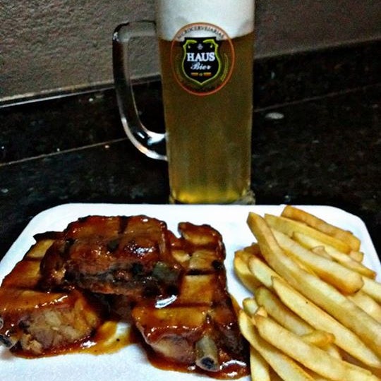 7/5/2015에 Haus Bier Microcervejaria Artesanal님이 Haus Bier Microcervejaria Artesanal에서 찍은 사진