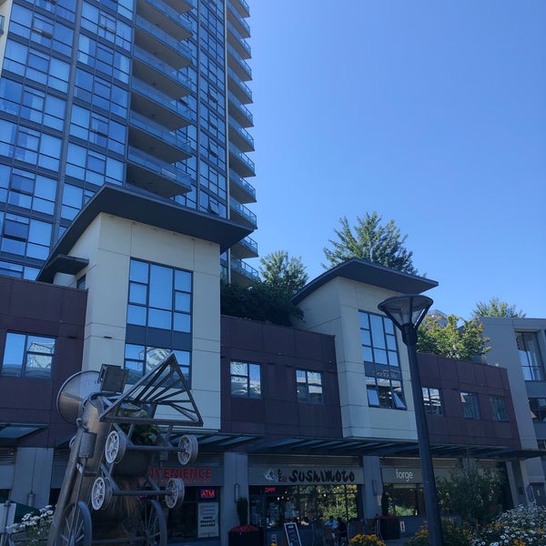 Starbucks Coffee Shop in Burnaby