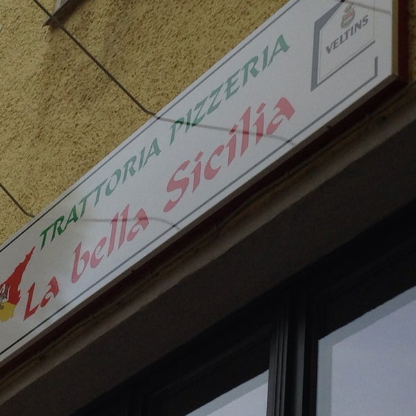 6/2/2014にChristopher M.がTrattoria la bella siciliaで撮った写真