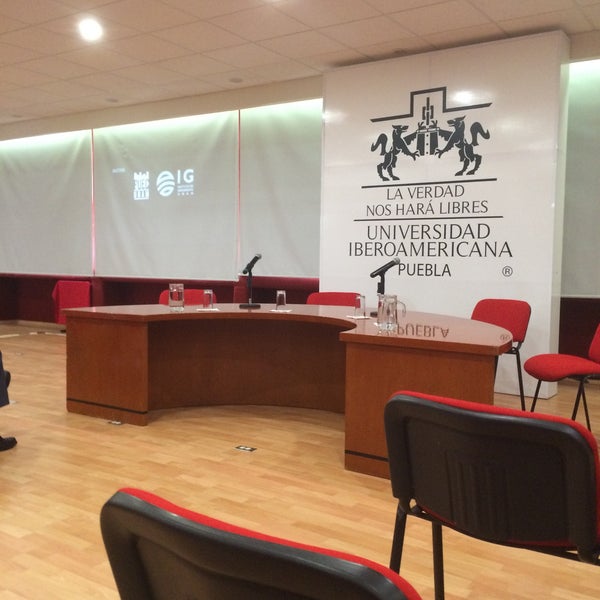 Photo taken at Universidad Iberoamericana Puebla by Miguel H. on 10/30/2017