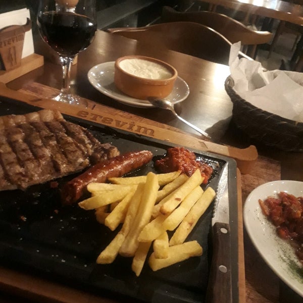 Снимок сделан в Etevim Steakhouse пользователем 🇹🇷GökTürk🇹🇷 2/1/2020