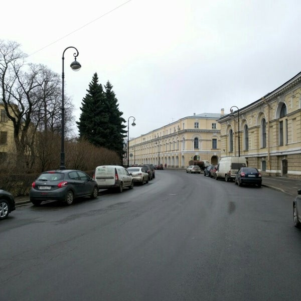 Биржевая площадь в санкт-петербурге. Биржевой проезд. Биржевой проезд. Биржевая линия васильевского острова. Менделеевская линия санкт-петербург.