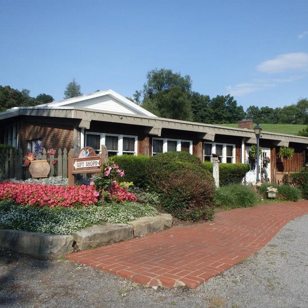 Photos At The J Barn Country Inn American Restaurant