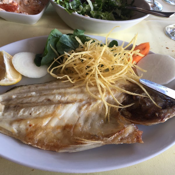 Photo taken at Halit Balık Restoran by Adige on 6/30/2019