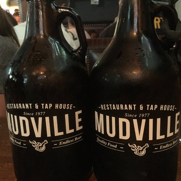Photo taken at Mudville Restaurant &amp; Tap House by Brooke G. on 9/27/2015