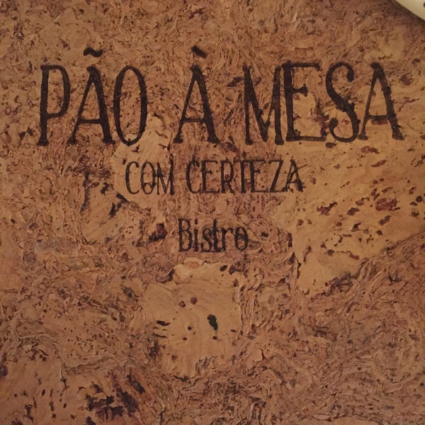 รูปภาพถ่ายที่ Pão à Mesa โดย Anika S. เมื่อ 7/11/2016