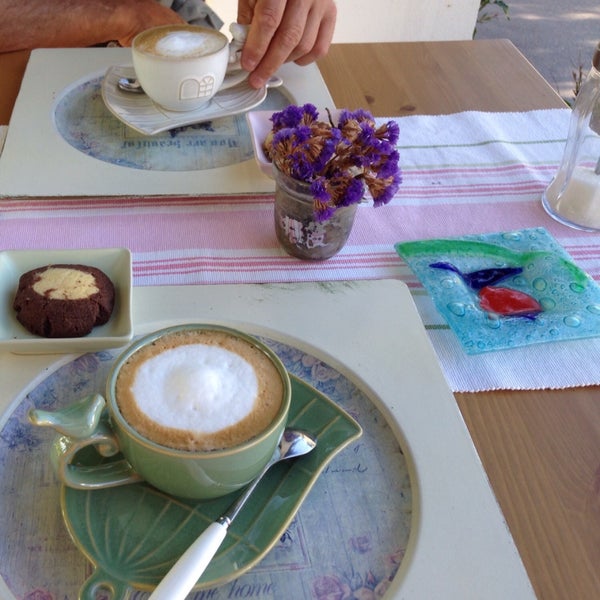 Very nice coffee break with my love....nice and interesting tableware, good cappuccino, and beautiful hostess ☕️🌸🌞🍃