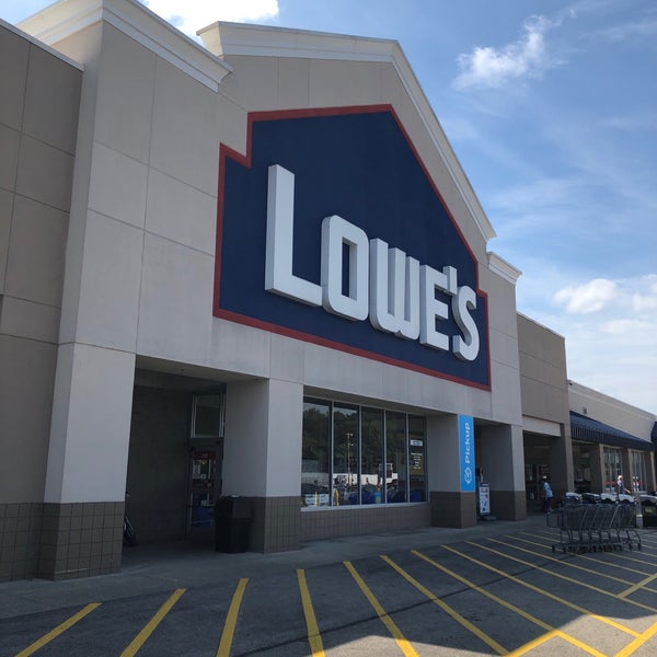 Lowe's Home Improvement Hardware Store in Ashland