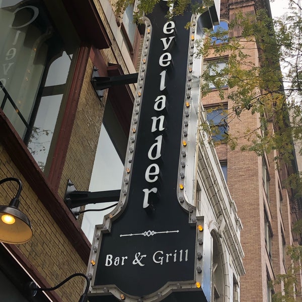 11/8/2019 tarihinde Les R.ziyaretçi tarafından The Clevelander Sports Bar &amp; Grill'de çekilen fotoğraf