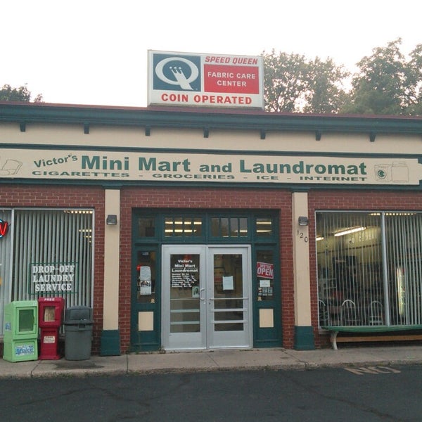 Victor's Mini Mart and Laundromat Laundry Service in Irvington