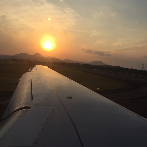 Photos At 高松空港到着ロビー Airport Terminal In 高松市 Photos At 高松空港到着ロビー Airport Terminal In 高松市