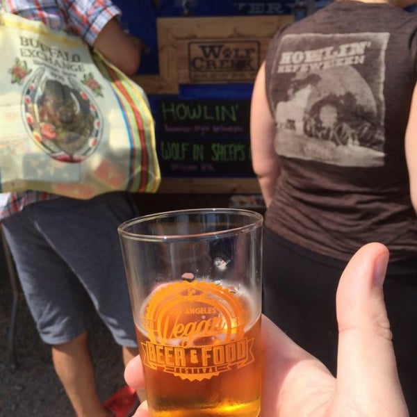 5/17/2014にScott N.がLA Vegan Beer &amp; Food Festivalで撮った写真