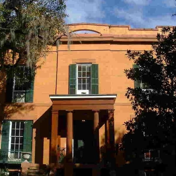 Снимок сделан в Sorrel Weed House - Haunted Ghost Tours in Savannah пользователем Sorrel Weed House - Haunted Ghost Tours in Savannah 7/11/2015