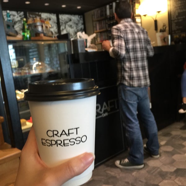 10/13/2018 tarihinde Patt P.ziyaretçi tarafından Craft Espresso'de çekilen fotoğraf