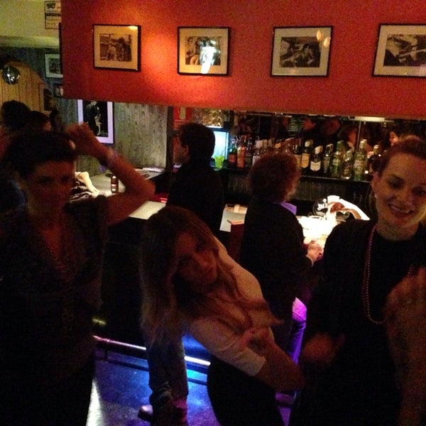 11/15/2014にLaura F.がHonky Tonk Barで撮った写真