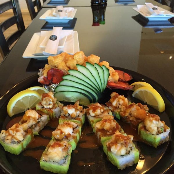 Photo taken at It&#39;s Tabu Sushi Bar &amp; Grill by It&#39;s Tabu Sushi Bar &amp; Grill on 7/8/2015