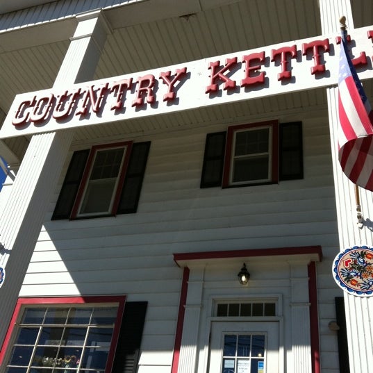 Country Kettle Gift & Candy Outlet Business Route 209
