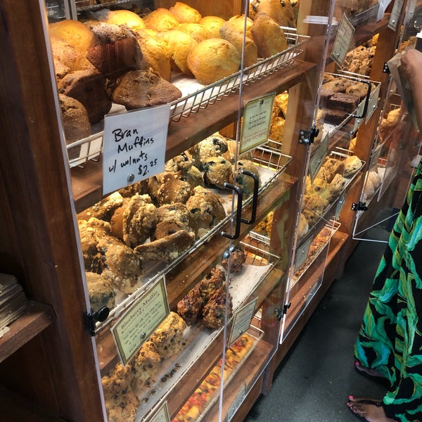 9/13/2019 tarihinde Todd R.ziyaretçi tarafından Arizmendi Bakery'de çekilen fotoğraf
