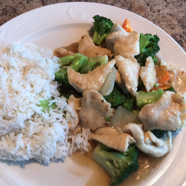 Raymond's Hong Kong Café 5 tips from 82 visitors