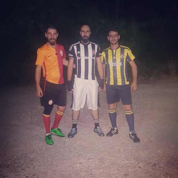 zirve hali saha soccer stadium