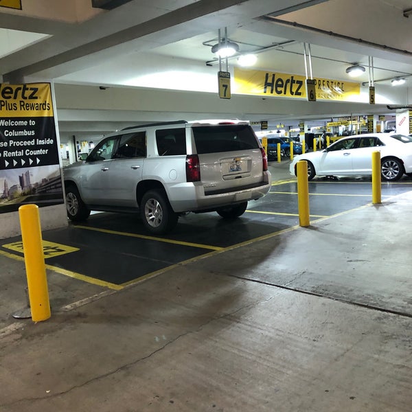 Hertz rental car location