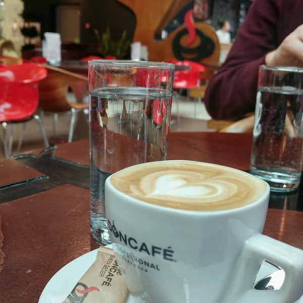 Das Foto wurde bei Doncafé von Milos S. am 1/28/2017 aufgenommen