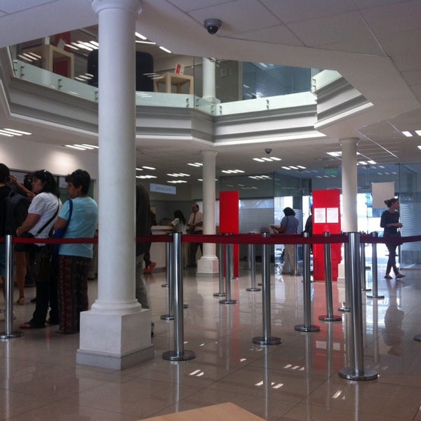 Photos At Banco Santander Bank In Valparaiso