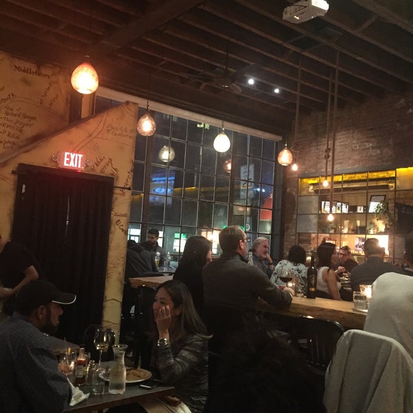 Foto scattata a Jackson&#39;s Eatery | Bar da Kathy K. il 10/20/2018