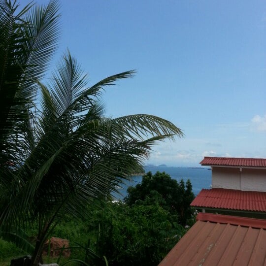 9/30/2012 tarihinde Cynthia M.ziyaretçi tarafından B&amp;B Hotel Cerrito Tropical'de çekilen fotoğraf