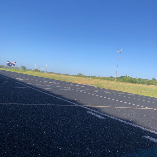 Canyon Vista Middle School 203 ziyaretçi