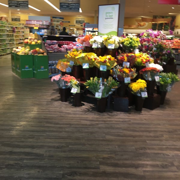 Safeway Grocery Store in Ellensburg