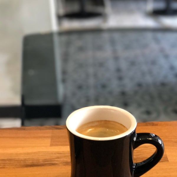 Foto tirada no(a) KAFFÉ Coffee Shop por Özlem K. em 7/12/2017